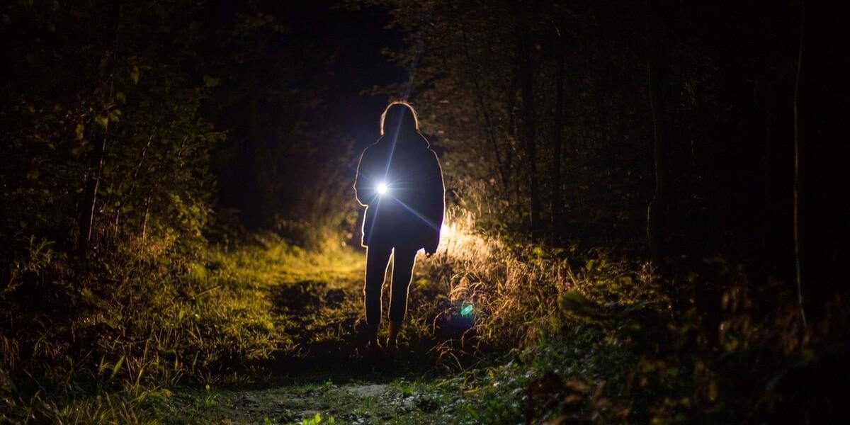 As lanternas holofote são extremamente úteis em uma infinidade de atividades noturnas.